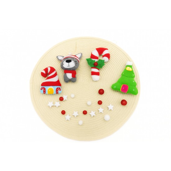 Χριστουγεννιάτικο κουτί άγιος βασίλης με τέσσερα στολίδια