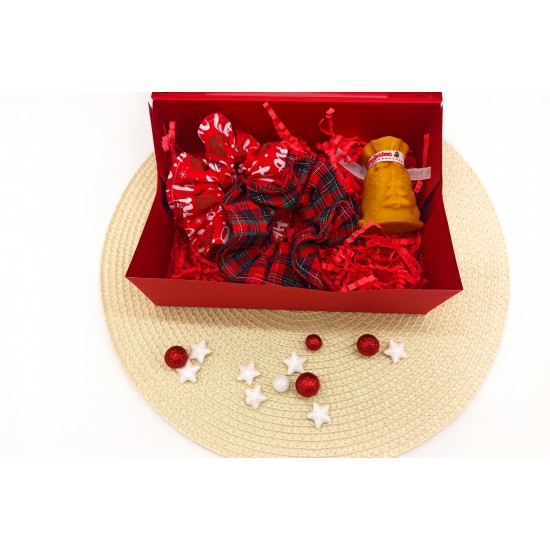 Χριστουγεννιάτικο κουτί με κερί και scrunchies